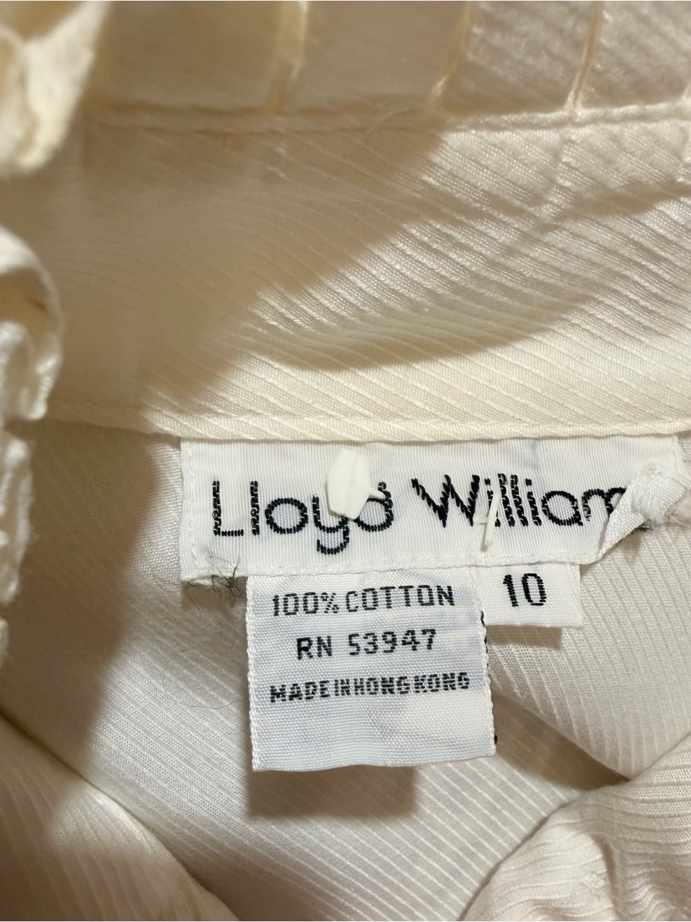 VTG 80s Lloyd Williams Cotton Ruffle Tuxedo Blouse - Picture 3 of 3